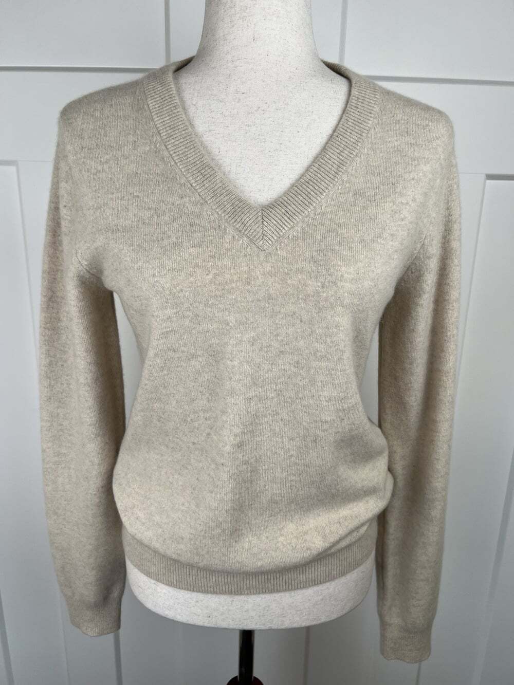 Anatomie XS 95% Cashmere Sweater Oatmeal Speckled V Neck Stretch Luxury